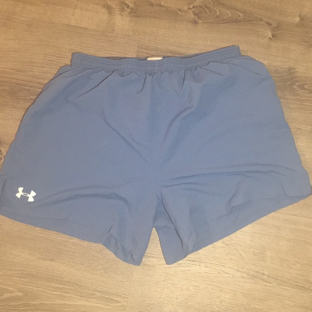 Under Armour Large - Picture 1 of 8